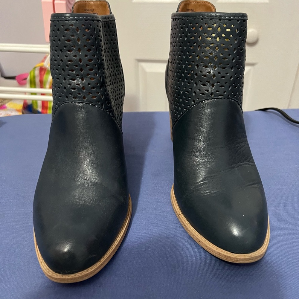 Sofft Westley Blue boots